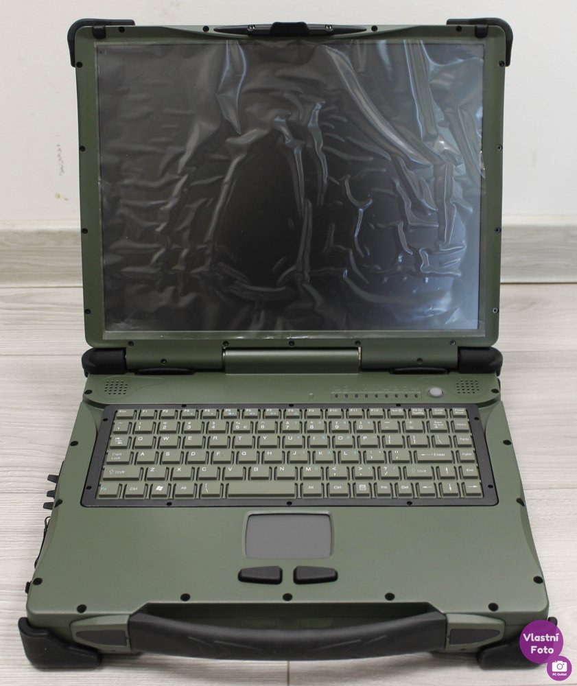 Roda_Rocky_3_Rugged_army_laptop_(2_of_8).jpg