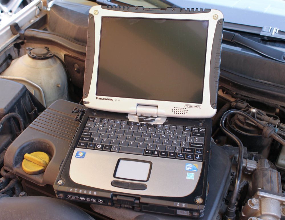 toughbook-pracant-1.jpg