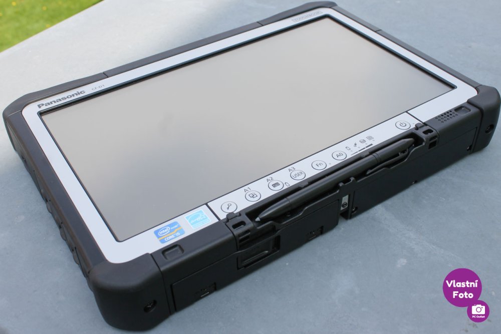 toughbook_cf-d1_i5_(2_of_3).jpg